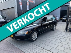 Volvo V70 - 2.4 Edition II 1e Eigenaar Trekhaak Airco Navi PDC NAP APK