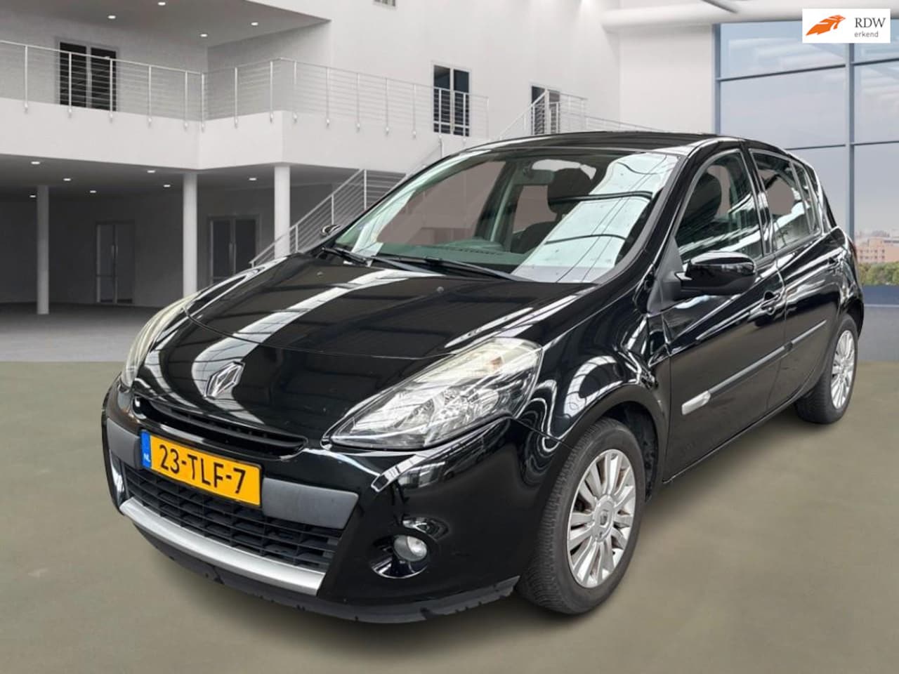 Renault Clio - 1.2 TCe Collection AIRCO CRUISE TREKHAAK 2 X SLEUTELS - AutoWereld.nl