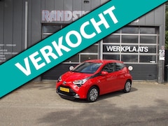 Toyota Aygo - 1.0 VVT-i x-play Airco Camera Carplay Elek Pakket 5Deurs 2019bj GARANTIE