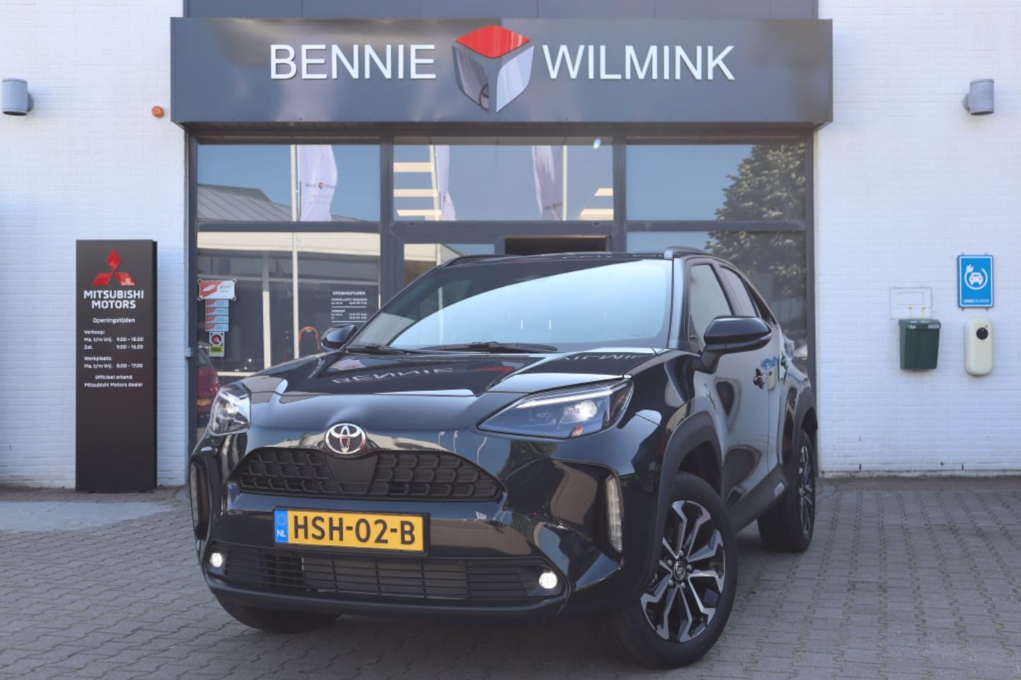 Toyota Yaris Cross - 1.5 Hybride 130 Dynamic Plus | Adap Cruise | Camera | Stoel/stuu - AutoWereld.nl