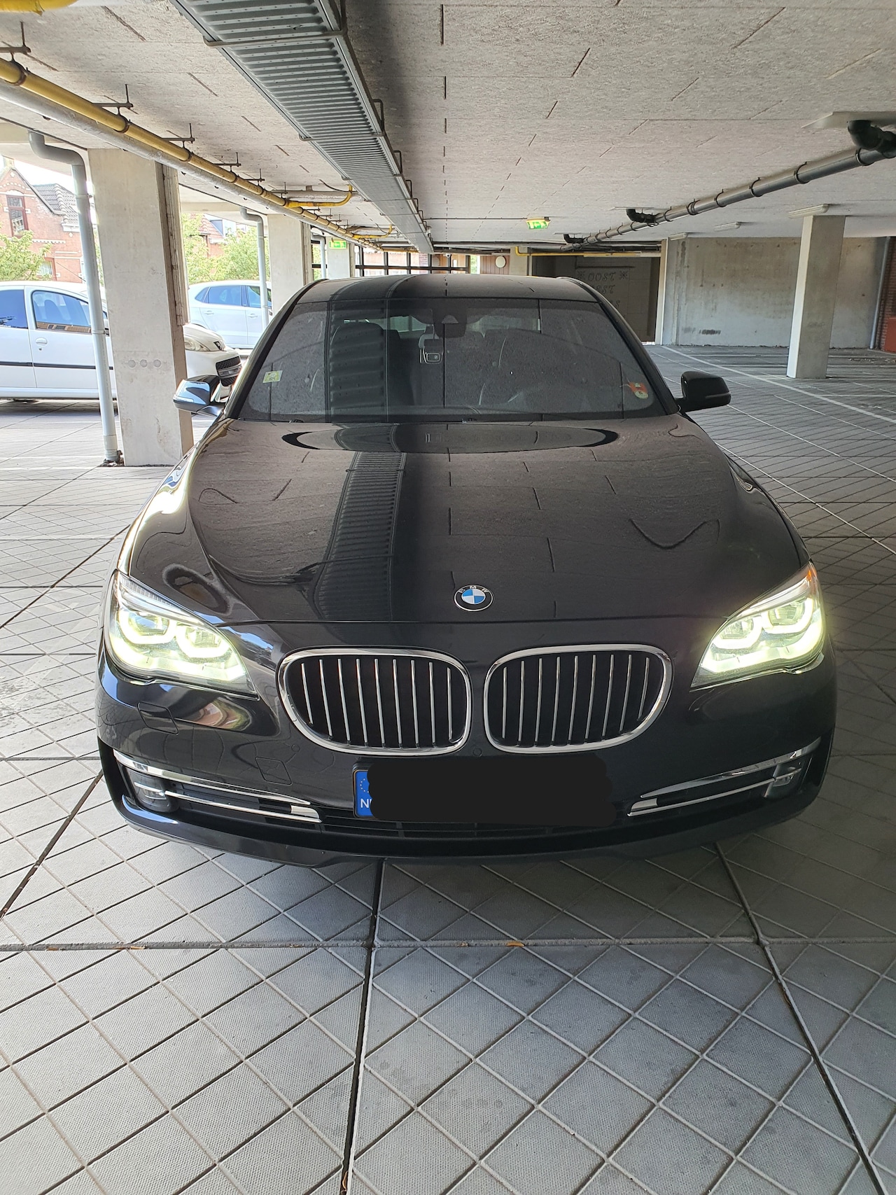 BMW 7-serie - 730d xDrive High Executive - AutoWereld.nl