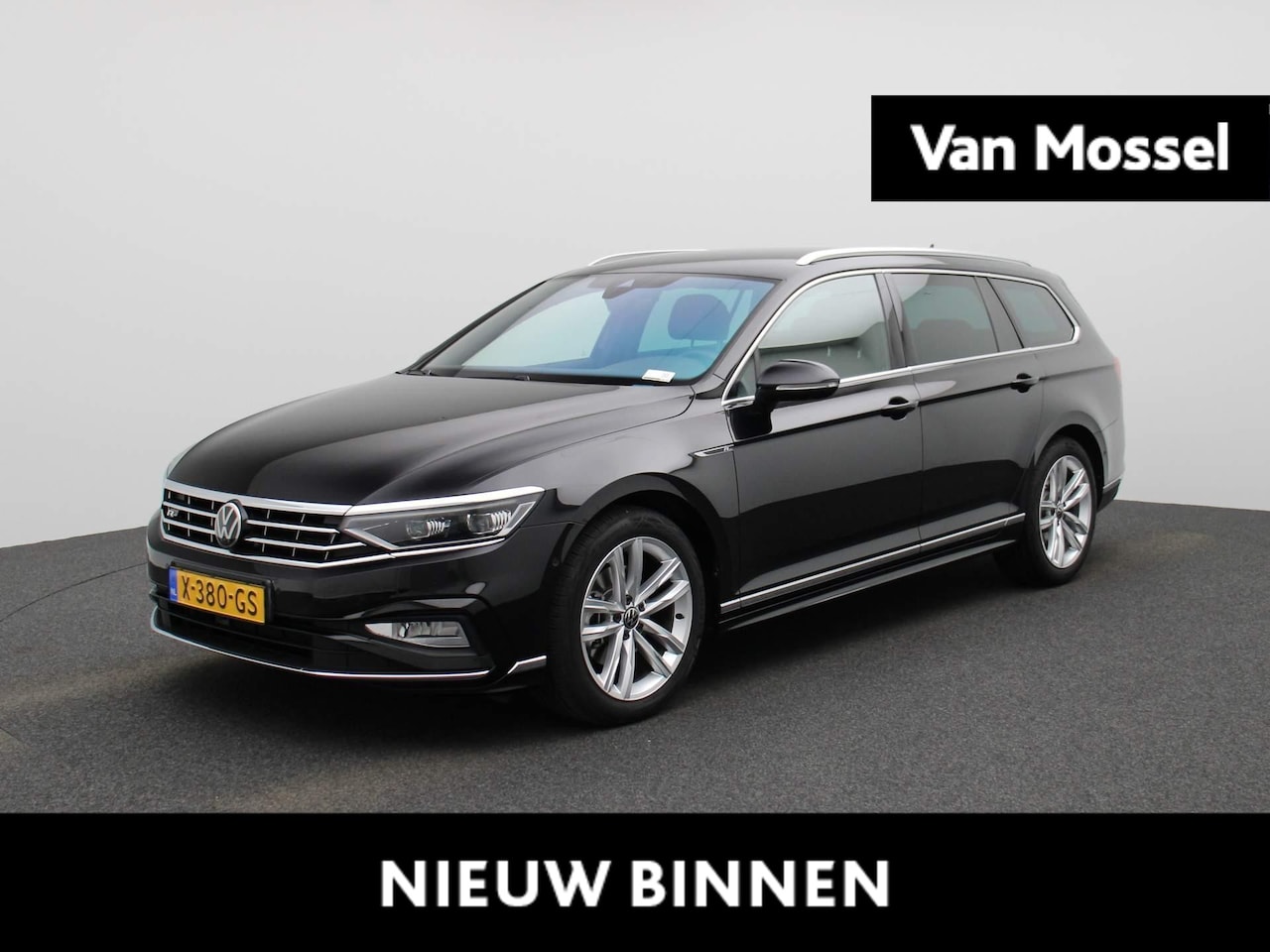 Volkswagen Passat Variant - 1.5 TSI R-Line Business + | Groot Navigatie | Stoelverwarming | Airco | Parkeersensoren Vo - AutoWereld.nl