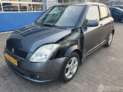 Suzuki Swift - 1.3 Exclusive