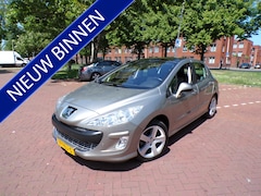 Peugeot 308 - 1.6 VTi Signature panodak n.a.p