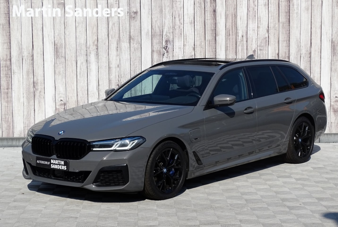 BMW 5-serie Touring - 5er - 530 e M Sport (EURO 6d)(OPF) - AutoWereld.nl