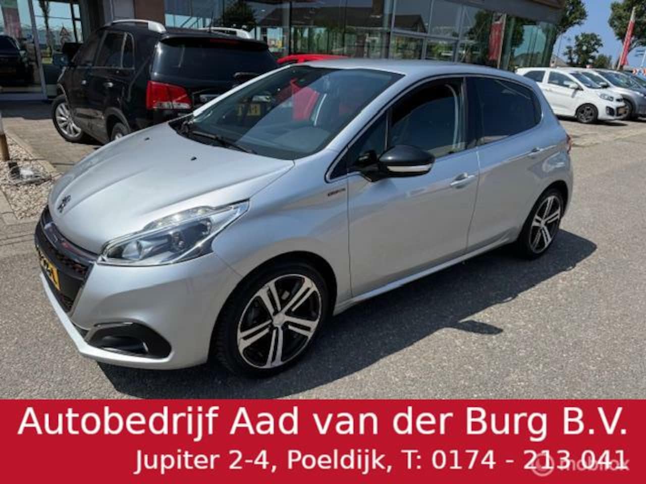 Peugeot 208 - 110pk 1.2 GT-line , 5 deurs Navigatie en Camera achter , Parkeerhulp achter , Ramen & spie - AutoWereld.nl