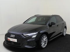 Audi A3 Sportback - 40 TFSI e S edition | Trekhaak | Alcantara bekleding | Parkeerassistent | LED matrix verli