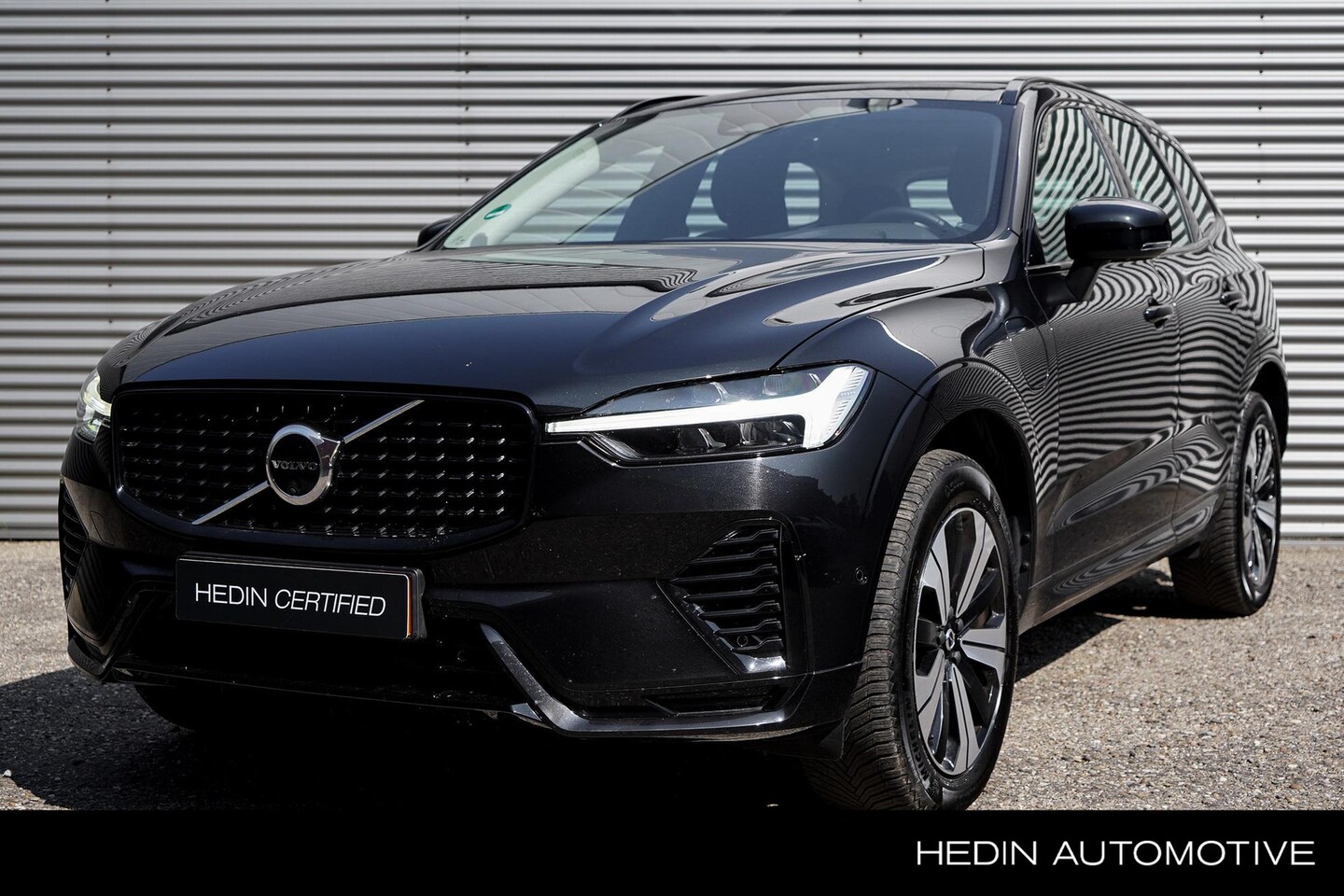 Volvo XC60 - 2.0 T6 Plug-in hybrid AWD Plus Dark 2.0 T6 Plug-in hybrid AWD Plus Dark - AutoWereld.nl