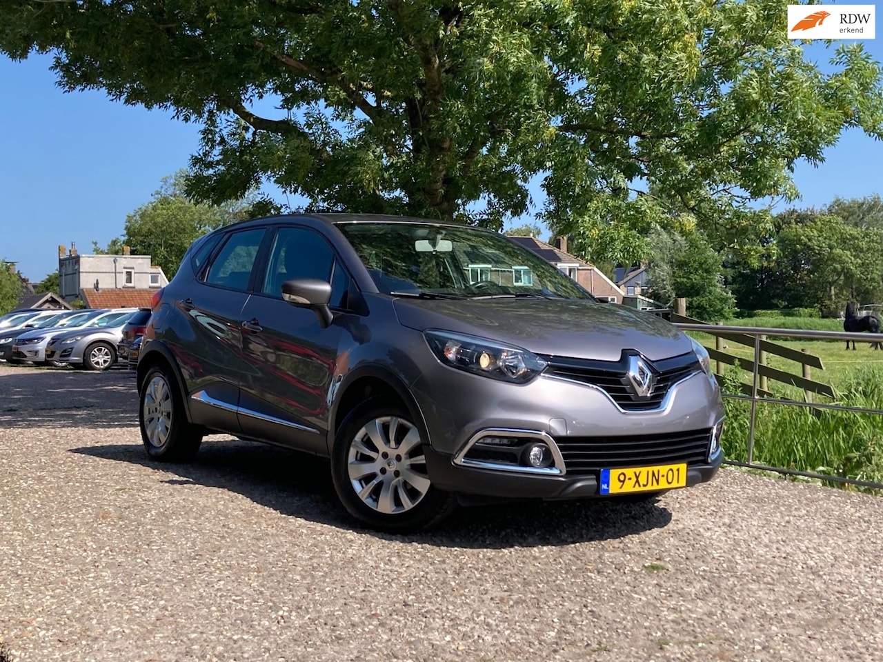 Renault Captur - 0.9 TCe Expression | Cruise + Airco Nu € 7.950,-!!! - AutoWereld.nl