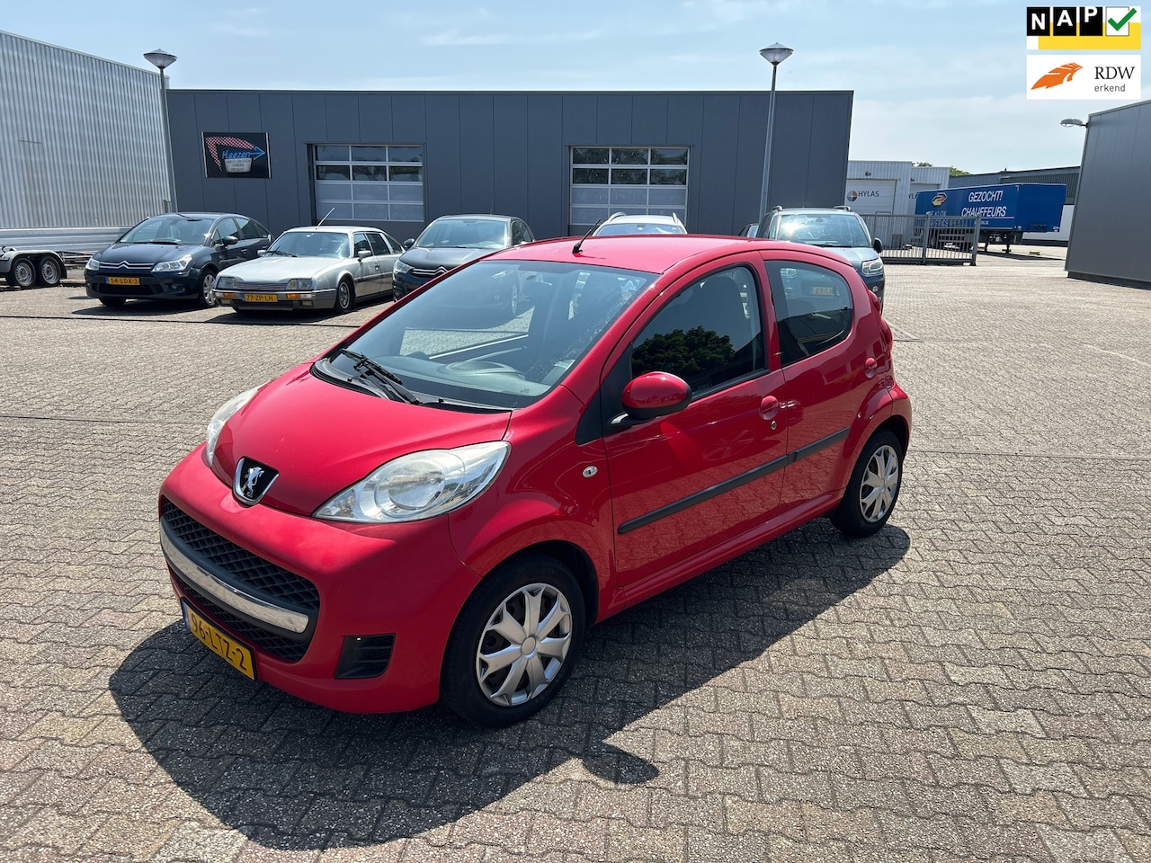 Peugeot 107 - 1.0-12V XS 5 deurs - AutoWereld.nl
