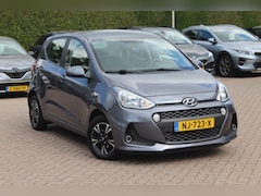 Hyundai i10 - 1.0i Go 2017 / Navigatie / Apple CarPlay / Bluetooth / Lichtmetalen Velgen / Cruise contro