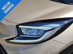 Toyota Aygo X - PREMIUM CABRIODAK KEYLESS PARK-SENSOREN STOELVERW 18'' LM-VELGEN NAVI APPLE/ANDROID PRIVAC