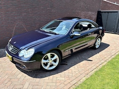 Mercedes-Benz CLK-klasse Coupé - 320 Avantgarde Aut. Xenon Leder Navi
