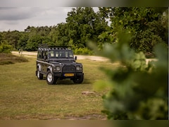 Land Rover Defender - 2.5 Td5 Station Wagon AUTOMAAT Youngtimer