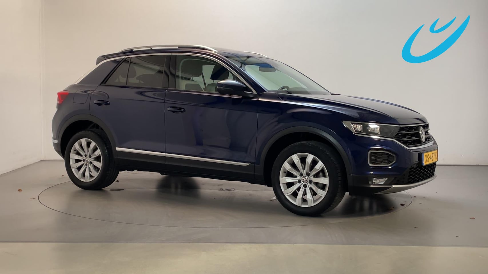 Volkswagen T-Roc - 1.5 TSI 150pk DSG Sport Panoramadak Stoelverwarming Navigatie DAB+ App-Connect - AutoWereld.nl