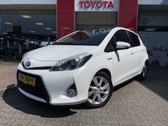 Toyota Yaris - 1.5 Hybrid Dynamic | Pano | Afneembare trekhaak | Cruise Control