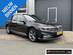 Volkswagen Passat Variant - 1.5 TSI R-Line Business + Panoramadak| Camera| PDC V+A| Trekhaak| App| Ergo stoel| Virtuee