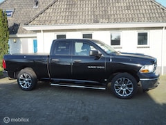 Dodge Ram 1500 - 4X4 5.7 V8 4x4 Quad Cab 6'4