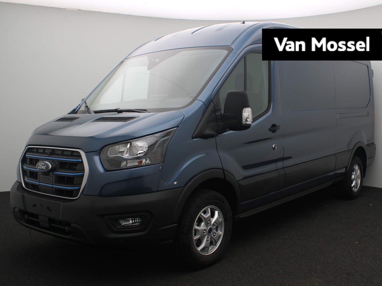 Ford E-Transit - 350 L3H2 Trend 68 kWh | DEMO VOORDEEL!! | 360 Camera | Stoel/Voorruitverwarming | Adaptive - AutoWereld.nl