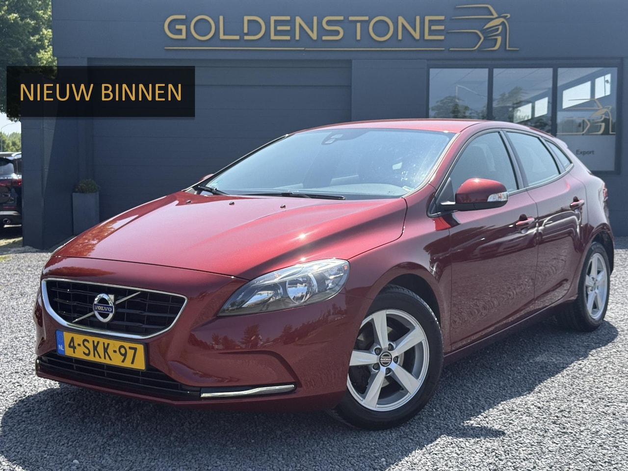 Volvo V40 - 1.6 D2 Kinetic 1e Eigenaar,Navi,Clima,Cruise,Pdc,Lm Velgen,Trekhaak,6 Bak,Extra Velgen,114 - AutoWereld.nl