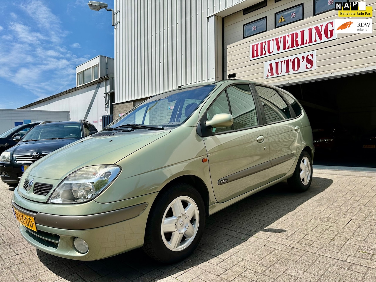 Renault Scénic - 1.8-16V Expression|Clima|Airco|Trekhaak - AutoWereld.nl