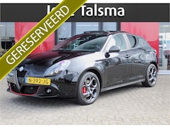 Alfa Romeo Giulietta - 1.4 Turbo Sport | Panoramadak | 17" velgen | stoelverwarming rijdende auto niet altijd aan