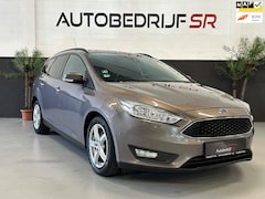 Ford Focus Wagon - 1.0 Titanium Navigatie Cruise Controle Vol opties