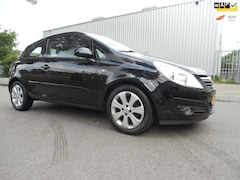 Opel Corsa - 1.4-16V Enjoy Vol Automaat