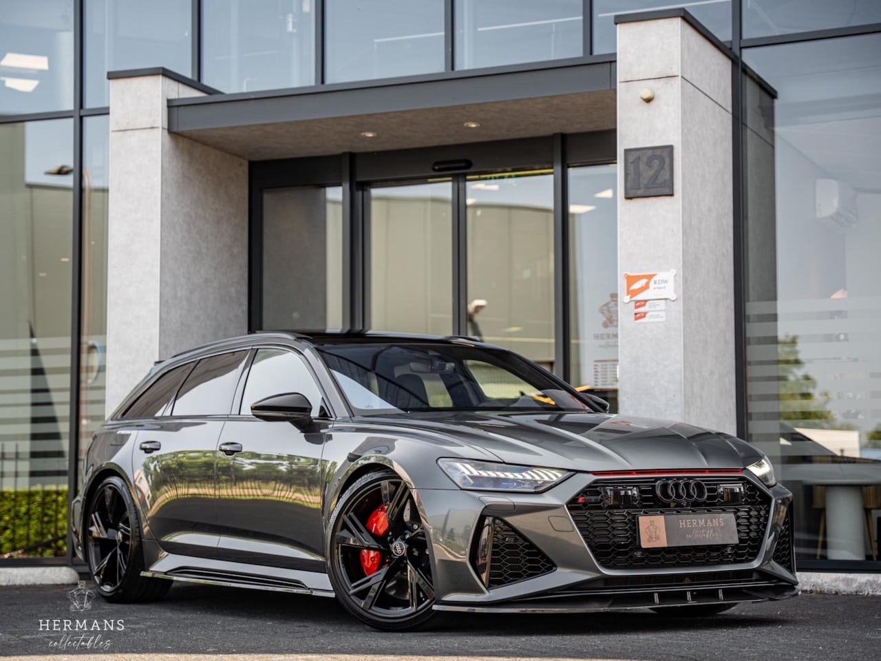 Audi RS6 - Avant 4.0 quattro / Urban / Pano / Akrapovic / Ceramic - AutoWereld.nl