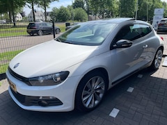 Volkswagen Scirocco - 2.0 TSI Highline Plus 250 PK PANO NAVI AIRCO 18"
