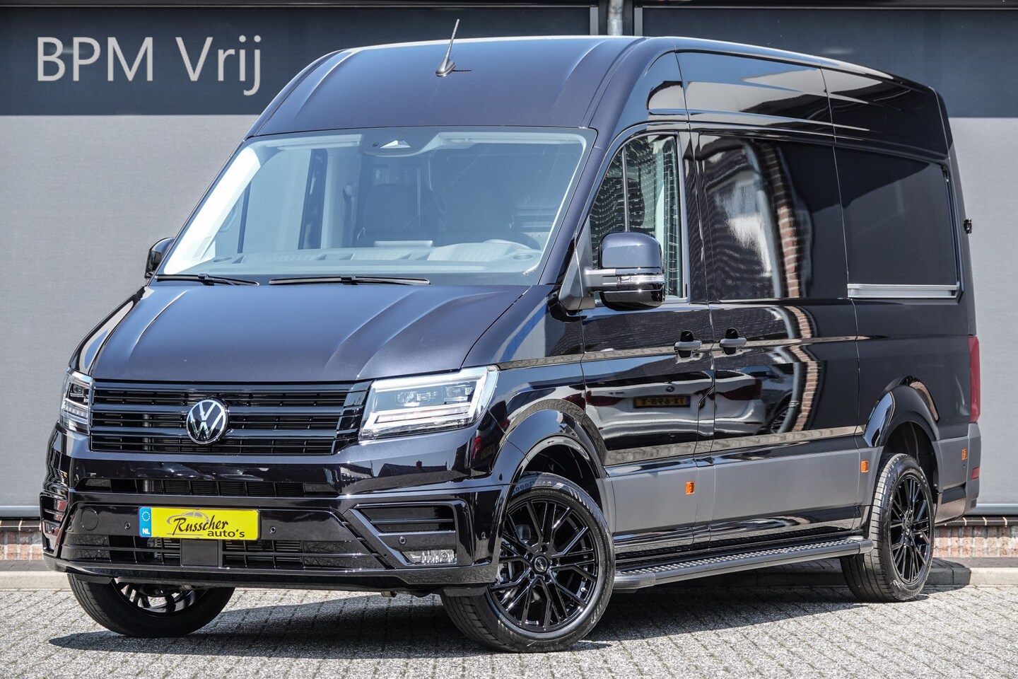 Volkswagen Crafter - L3H3 177Pk Aut. | 35 | 2xSchuifdeur | Nieuw Model | 10,4" Navigatie | 19'' | Deep Black - AutoWereld.nl