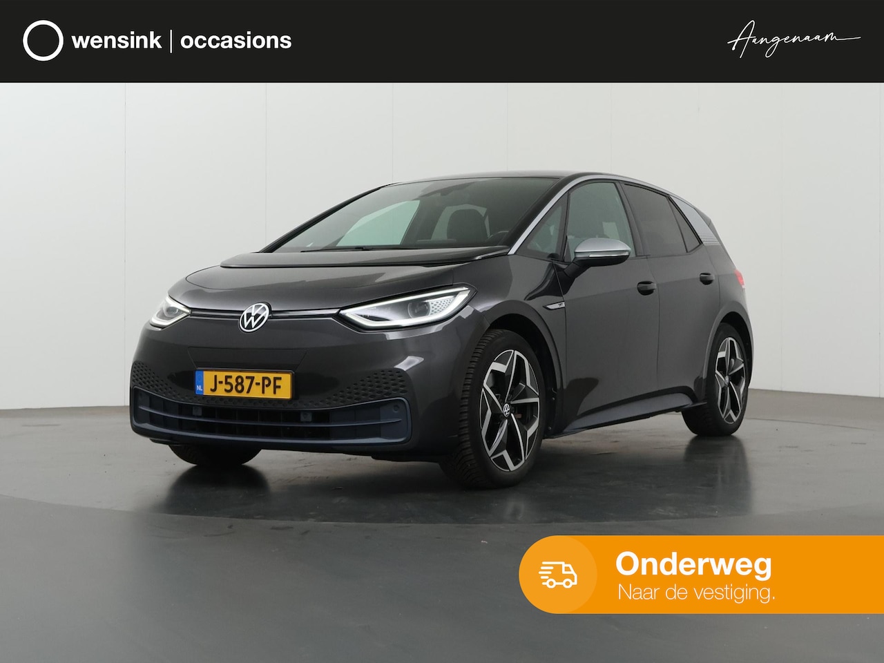 Volkswagen ID.3 - First Plus 58 kWh | Navigatie | Parkeercamera | Stoelverwarming | Keyless Go | Apple CarPl - AutoWereld.nl