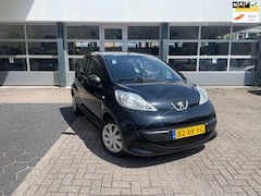 Peugeot 107 - 1.0-12V XR