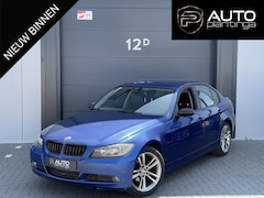 BMW 3-serie - 318i High Executive | 18inch Sport velgen |