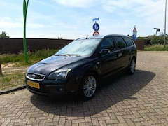 Ford Focus Wagon - 1.6-16V Titanium airco PDC NAP APK nieuw