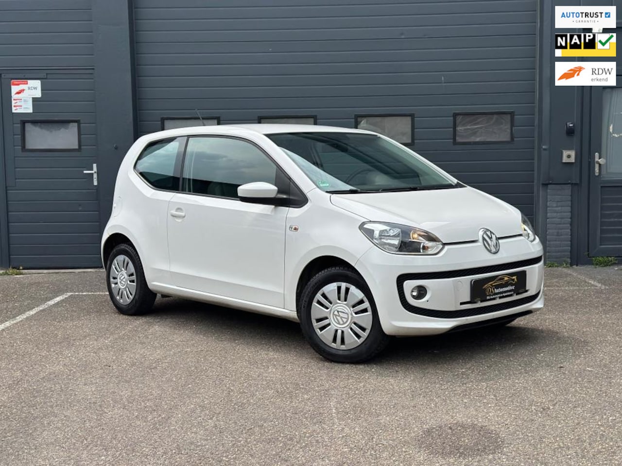 Volkswagen Up! - 1.0 high up! BlueMotion Airco/Stoelverw - AutoWereld.nl