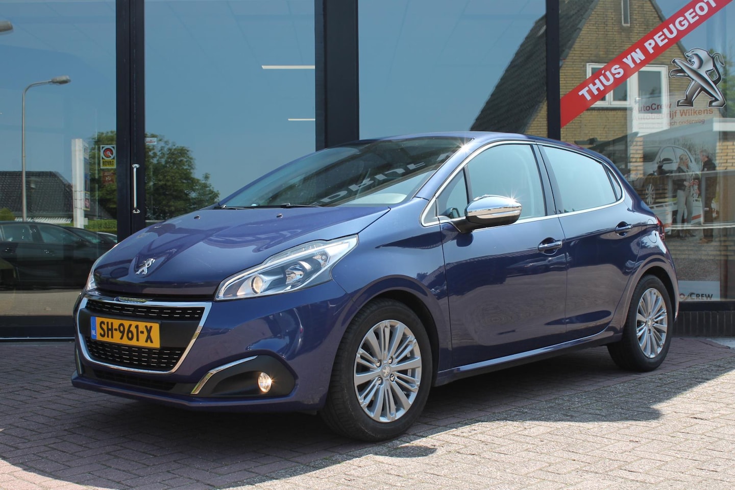 Peugeot 208 - 1.2 PureTech Blue Lease Premium Navi/LMV/Cruise! - AutoWereld.nl