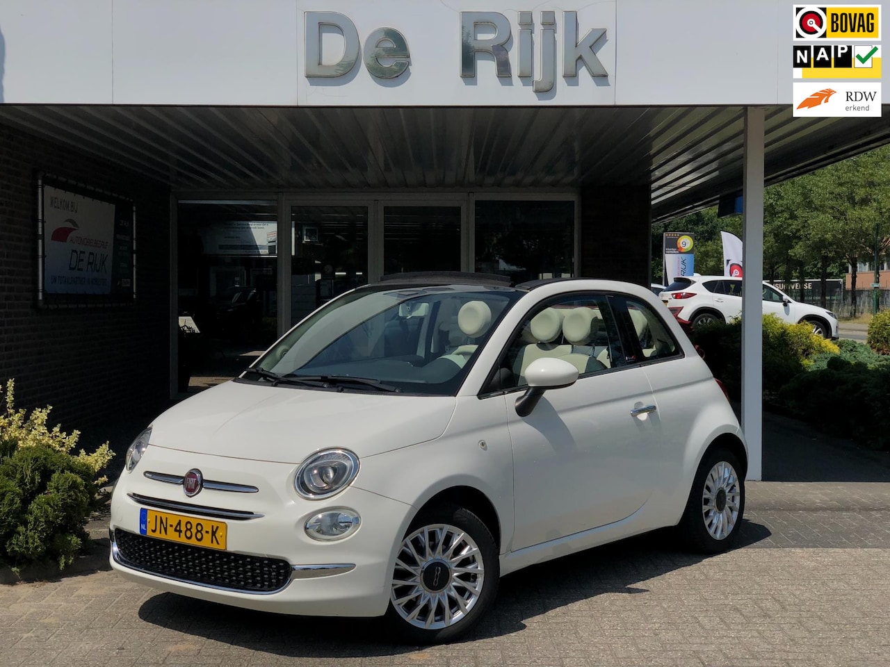 Fiat 500 C - 1.2 Lounge Cabrio | Hald leder, Airco, El. Ramen, 15'' LMV, Bluetooth | Goed onderhouden! - AutoWereld.nl