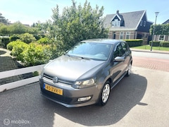 Volkswagen Polo - 1.2 TSI 90PK Comfortline 5-DEURS AIRCO ELEKTRISCH PAKKET SPORTVELGEN GOED ONDERHOUDEN AUTO