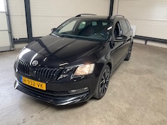 Skoda Octavia Combi - 1.5 TSI 150 pk Greentech Sport Business 7-DSG | Achteruitrijcamera | Airco (automatisch) |