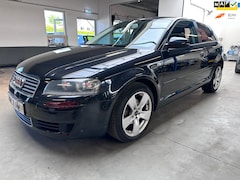 Audi A3 - 1.6 Attraction|Climate|Cruise|Centraal