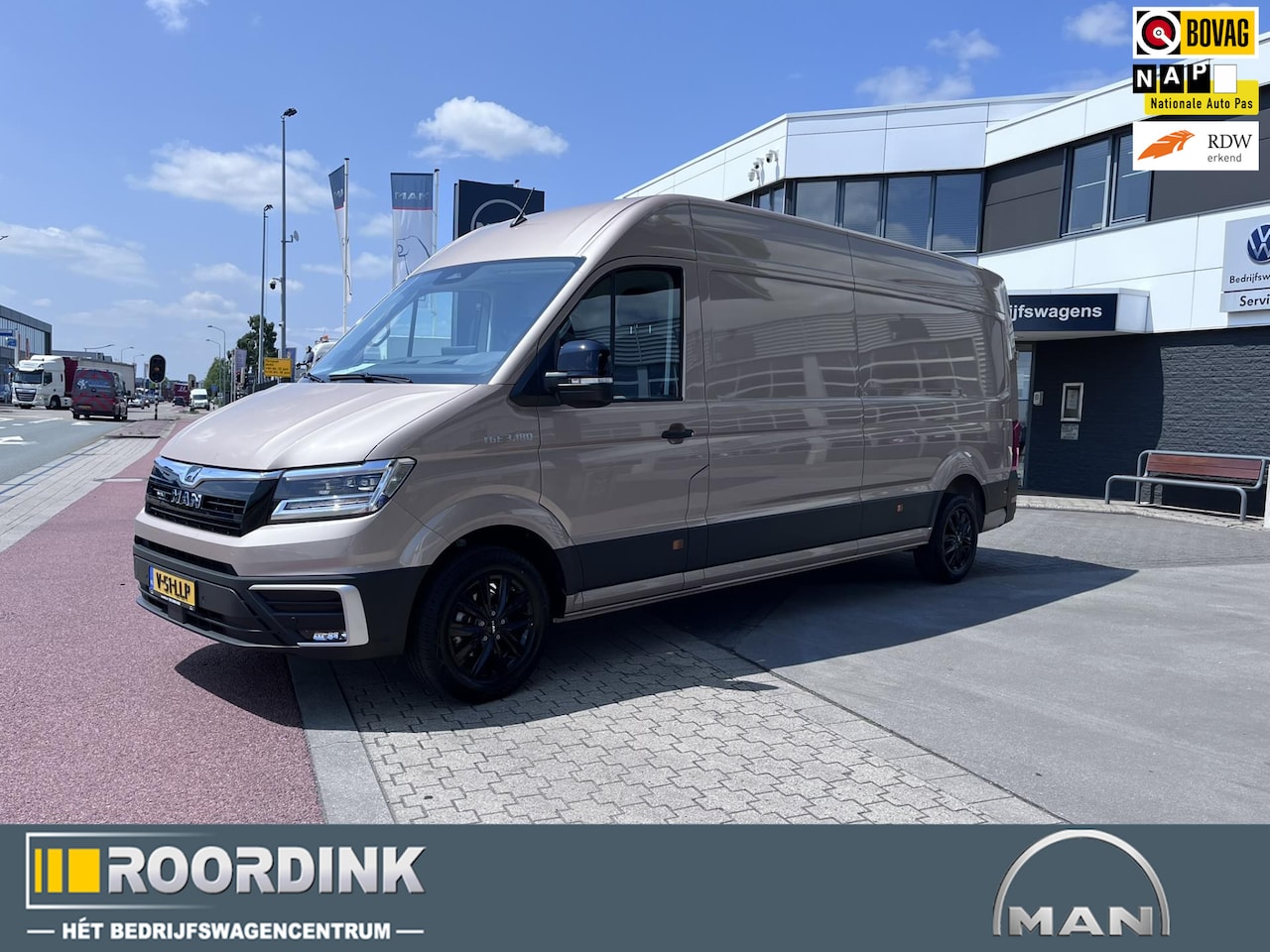 MAN TGE - 3.180 L4H3 Next uitvoering, LMV, LED koplampen, navigatie, Copper metalic - AutoWereld.nl