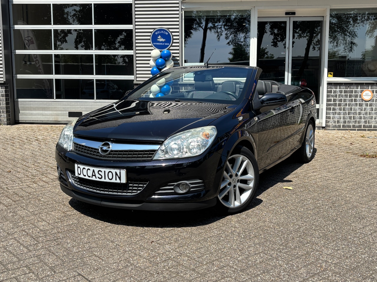 Opel Astra TwinTop - 1.8 Temptation | Org-NL auto. Onderhouden. Navi. Keyless. Apk 2026 - AutoWereld.nl