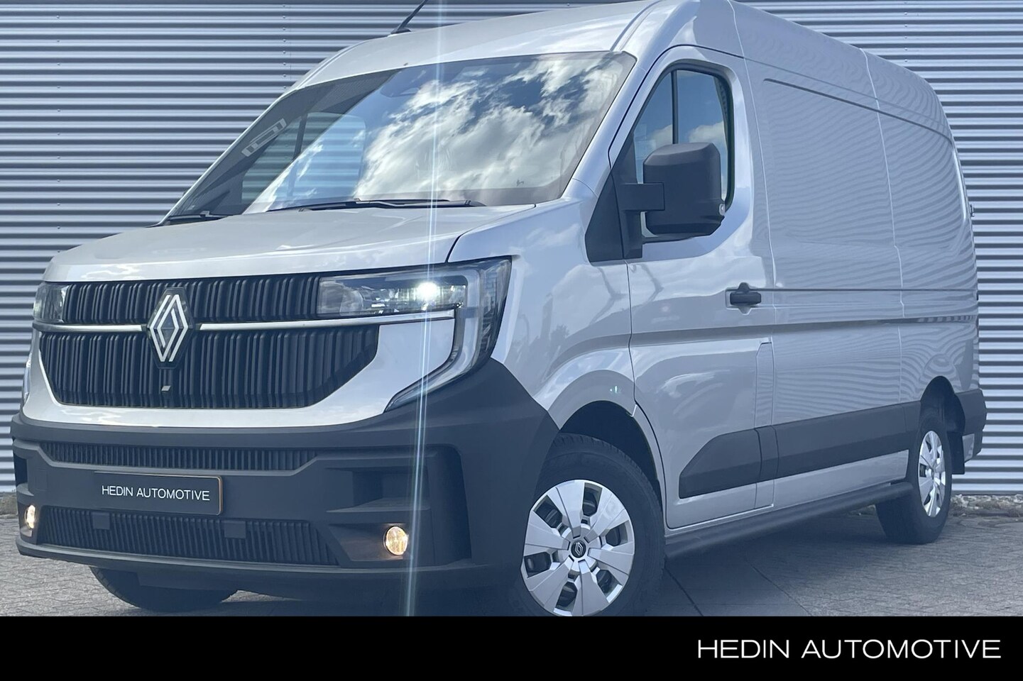 Renault Master E-Tech - T35 L2H2 Extra long range 87 kWh | Laadruimtepakket | WLTP 420 km - AutoWereld.nl