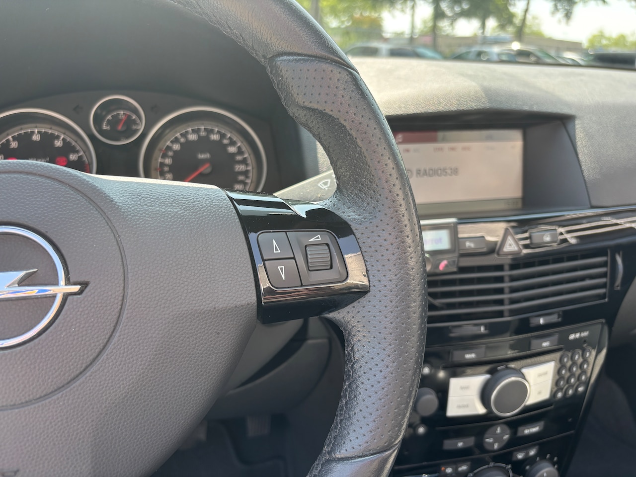 Opel Astra TwinTop - 1.8 Temptation | Org-NL auto. Onderhouden. Navi. Keyless. Apk 2026