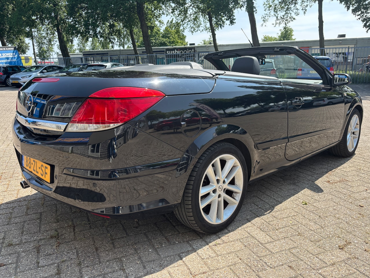 Opel Astra TwinTop - 1.8 Temptation | Org-NL auto. Onderhouden. Navi. Keyless. Apk 2026