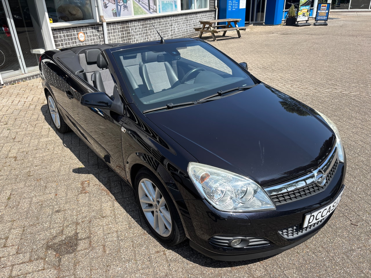 Opel Astra TwinTop - 1.8 Temptation | Org-NL auto. Onderhouden. Navi. Keyless. Apk 2026