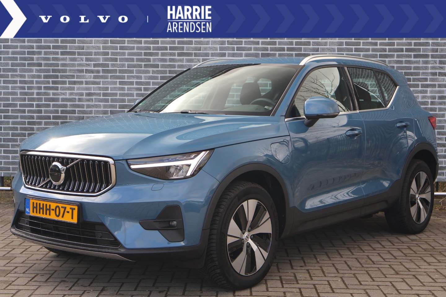 Volvo XC40 - 1.5 T4 Plug-in hybrid Plus Bright | Adaptieve Cruise Control | Parkeercamera | Harman Kard - AutoWereld.nl