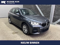 BMW X1 - xDrive25e M-Sport | Panoramadak | Stoelverwarming | Leder | Camera