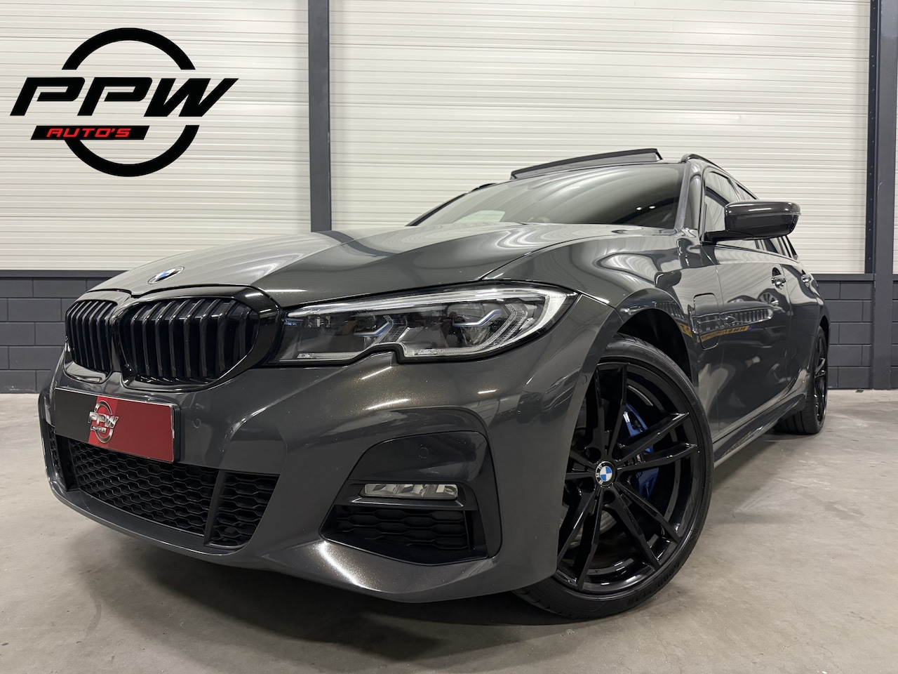 BMW 3-serie Touring - 330e M-Sport DRAVITGRAU PANO/LASER/HEAD-UP/ADAPTIVE M-ONDERSTEL/KEYLESS/19"/ELECTR.TREKHAA - AutoWereld.nl